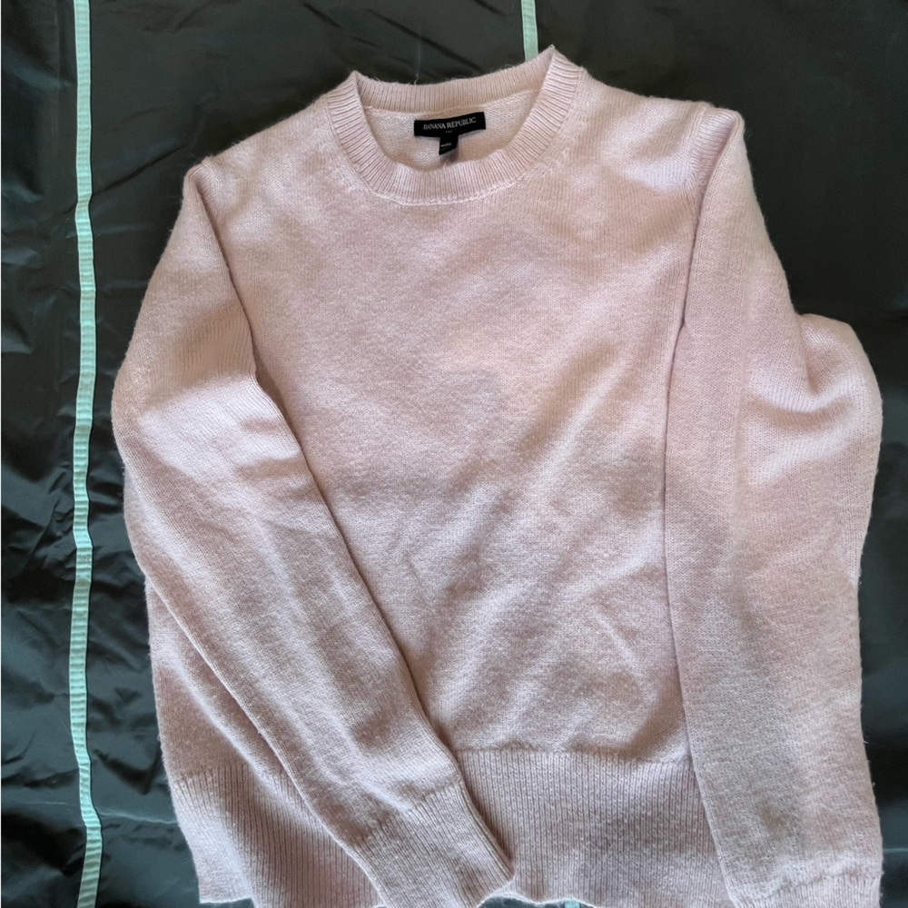 Banana Republic Factory Soft Pink Crew Neck Sweater